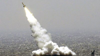 Reino Unido: Bispos convidam governo a desmantelar arsenal nuclear