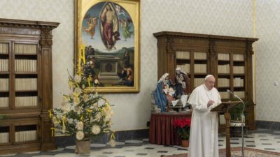 Vaticano: Papa desafia católicos a serem «estrela» que guia para a luz de Cristo