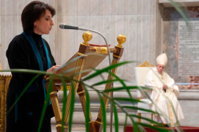 Igreja: Papa vai instituir leigos e leigas nos ministérios de leitor e acólito