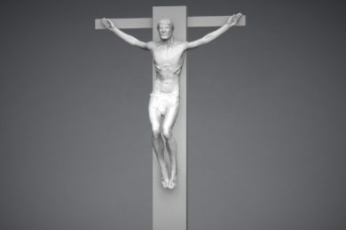 Porto: Bispo desafia famílias a colocar um crucifixo em casa, como sinal de fé