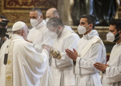 Vaticano: Perto das pessoas e longe do dinheiro – os conselhos do Papa aos novos padres da Diocese de Roma
