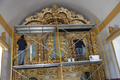 Monumentos e Sítios: Centro da Diocese de Bragança-Miranda restaura altar do Santuário de Nossa Senhora do Amparo (c/vídeo)