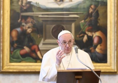Vaticano: Papa deixa mensagem de agradecimento a idosos e doentes
