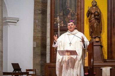 Angra: Bispo afirma que a experiência da ressurreição de Jesus Cristo «é essencial»