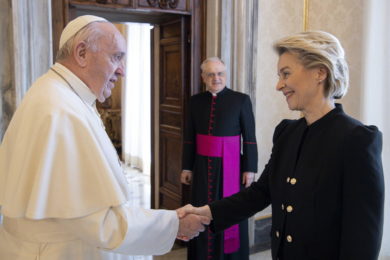 Vaticano: Papa recebeu presidente da Comissão Europeia, que elogiou impacto da «Laudato Si»