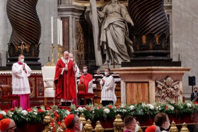 Vaticano: Papa pede fim de divisões entre «conservadores e progressistas», «direita e esquerda», apelando à unidade na Igreja
