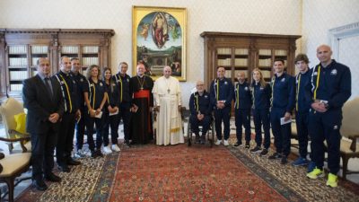 Igreja/Desporto: Papa recebeu delegação da «Athletica Vaticana»