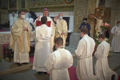 Angra: Bispo convida diocese a celebrar ordenação de três sacerdotes