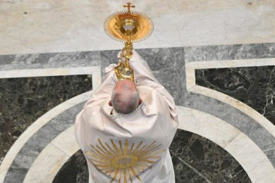 Vaticano: Celebração do «Corpo de Deus» cancelada devido aos problemas de saúde do Papa
