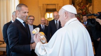 Euro 2020: Papa recebeu presidente da UEFA