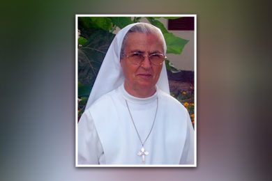 Vida Consagrada: Faleceu a irmã Maria dos Anjos, Serva Franciscana Reparadora