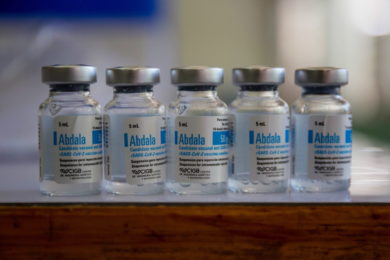 Covid-19: Vaticano e Associação Médica Mundial lançam apelo conjunto, pedindo «vacina para todos»
