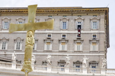 Vaticano: Papa rejeita ideia de um Deus de «efeitos especiais» e distante da humanidade