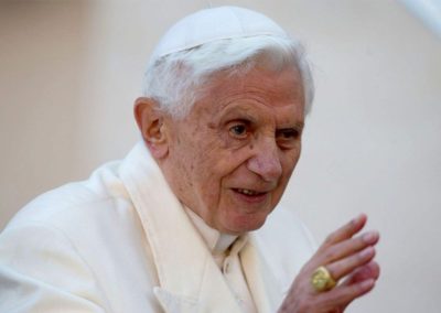 Vaticano: Bento XVI rejeita ideia de «doutrina pura» na fé cristã