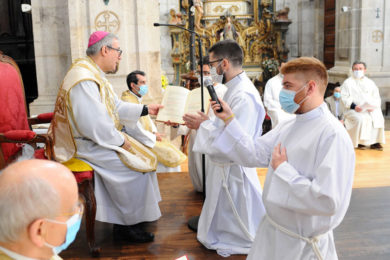 Vocações: Bispo de Lamego ordenou um novo sacerdote