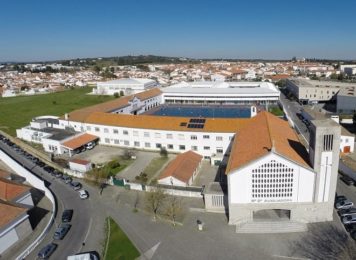 Educação: Arcebispo de Évora critica «regime monolítico» de cariz estatal