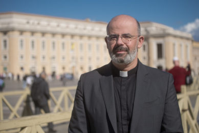 Sínodo 2023: Processo «imparável» quer levar Igreja ao encontro de todos, diz padre Paulo Terroso