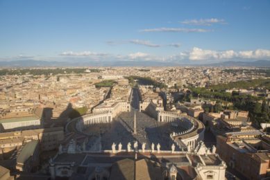 Vaticano: Doutrina da Fé sublinha condenação do aborto e da maternidade de substituição