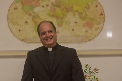 Sínodo 2023: Percurso de dois anos vai «educar a Igreja para a sinodalidade», diz superior geral dos Paulistas