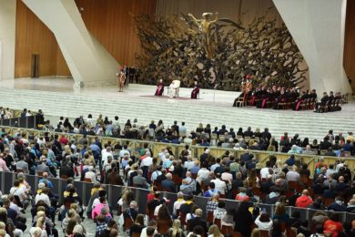 França/Abusos Sexuais: Papa fala em momento de «vergonha»