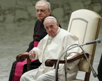 Vaticano: Papa lamenta violência usada na evangelização para impor «modelo cultural»