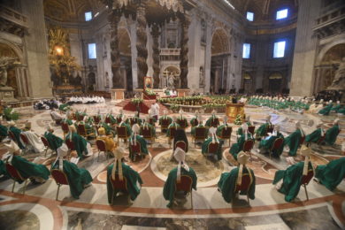 Sínodo 2023: Papa diz que Igreja precisa de um «processo de cura» (c/fotos)