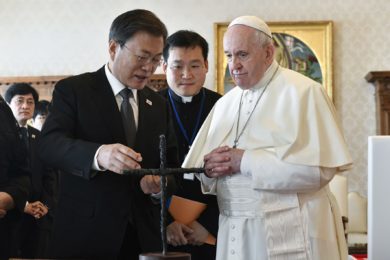 Vaticano: Papa recebeu presidente da Coreia do Sul