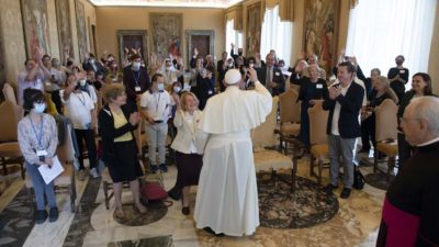 Vaticano: Papa destacou que «a diversidade é riqueza» no encontro com movimento «Fé e Luz»