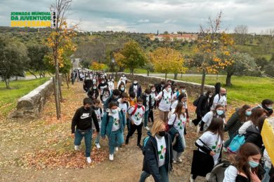 Portalegre-Castelo Branco: Bispo incentiva jovens a marcar a diferença, com vida de serviço (c/fotos)