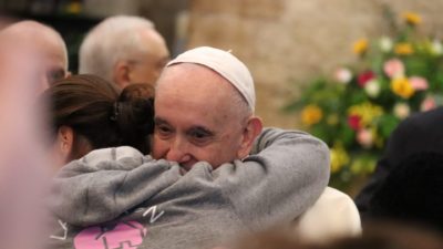 Igreja: Papa critica «hipocrisia» de quem culpa os pobres pela sua condição e diz que «é hora» de lhes devolver a palavra