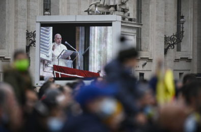 Vaticano: Papa convida a preparar o Natal com atitude de vigilância e oração