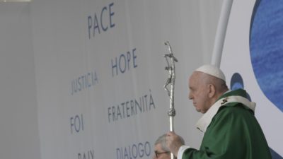 Vaticano: Papa vai visitar Florença para encontro dedicado ao Mediterrâneo