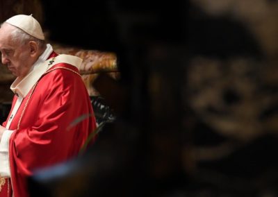 Vaticano: Papa disse que a fé ajuda a transformar momentos de dor e morte
