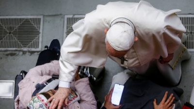 Vaticano: Papa desafia a preparar Natal com atenção aos mais pobres