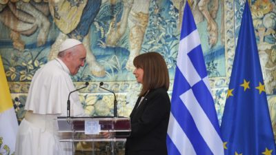 Grécia: Papa alerta para «retrocesso da democracia» e ressurgimento de populismos, na Europa e no mundo