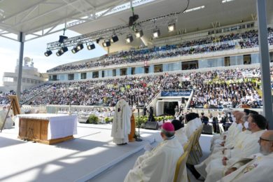 Chipre: Papa lança apelo a «renovar a fraternidade» para superar divisões (c/fotos)