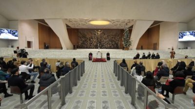 Covid-19: Papa reafirmou «compromisso de não deixar ninguém sem trabalho» no Vaticano
