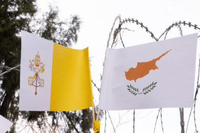 Chipre: Papa encontrou-se com migrantes, pedindo «humanidade sem muros de separação»