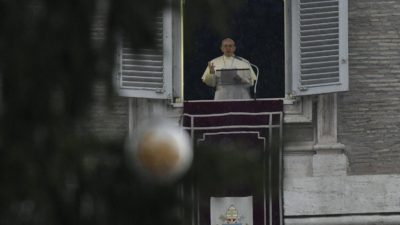 Vaticano: «Oração dá oxigénio à vida», diz o Papa