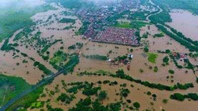 Brasil: Papa manifesta proximidade às vítimas das inundações