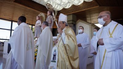 Fátima: Cardeal D. António Marto convida à oração pela paz na Ucrânia