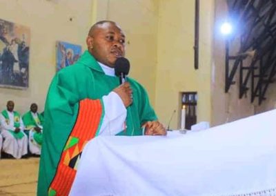 Vaticano: Papa denuncia assassinato de sacerdote na República Democrática do Congo