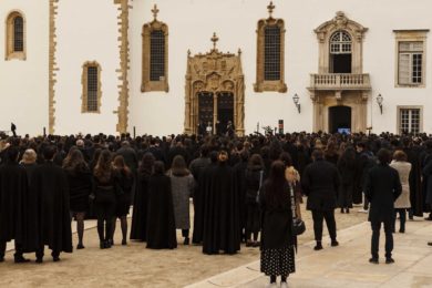 Coimbra: Bispo presidiu às exéquias do presidente da Associação Académica