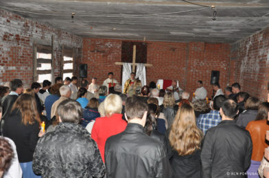 Ucrânia: Sacerdote católico fala em «inferno» para descrever situação em Mariupol