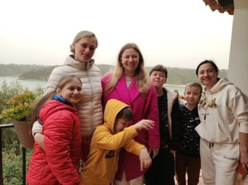 Beja: Comunidade escolar recebe cidadãos da Ucrânia, num gesto que está a marcar população local
