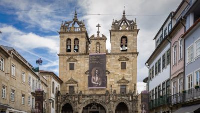 Braga: Arcebispo afirma que para um cristão celebrar a Páscoa «significa reconhecer Cristo nos irmãos e irmãs que sofrem»