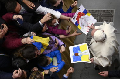 Vaticano: Papa condena guerra «blasfema» na Ucrânia