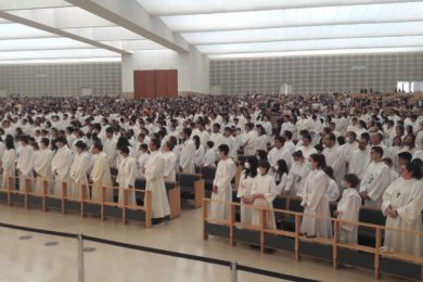 Liturgia: D. José Cordeiro lembra importância do altar no serviço à comunidade (c/fotos)