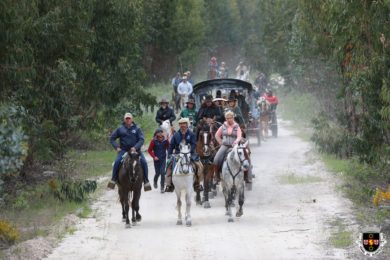 Sociedade: «Romaria a Cavalo» realizou-se sob «o olhar» de Nossa Senhora da Boa Viagem e de Nossa Senhora D’Aires