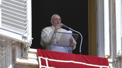 Vaticano: «O Senhor não procura cristãos perfeitos», diz o Papa